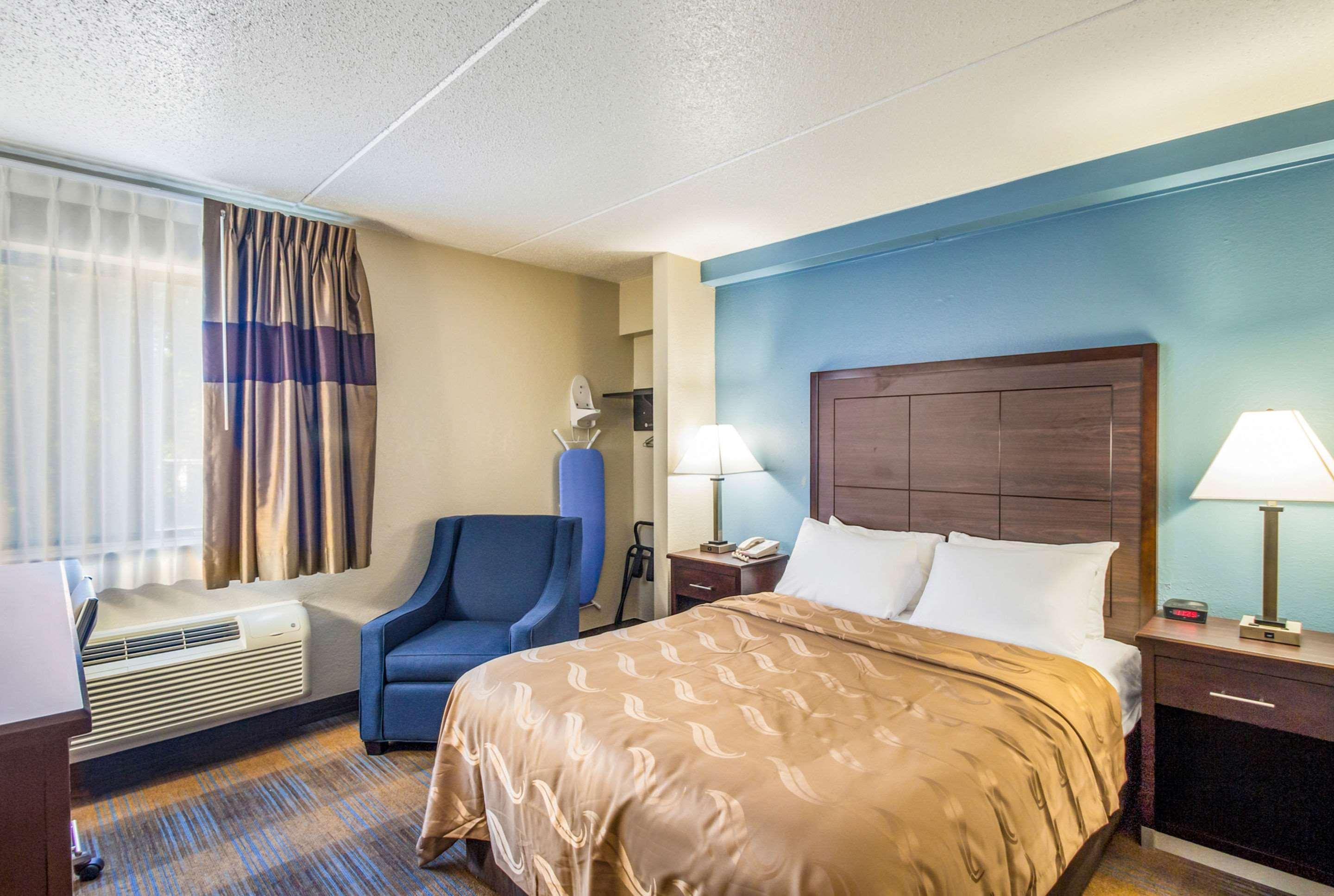 Americinn By Wyndham Madison Wi Bagian luar foto