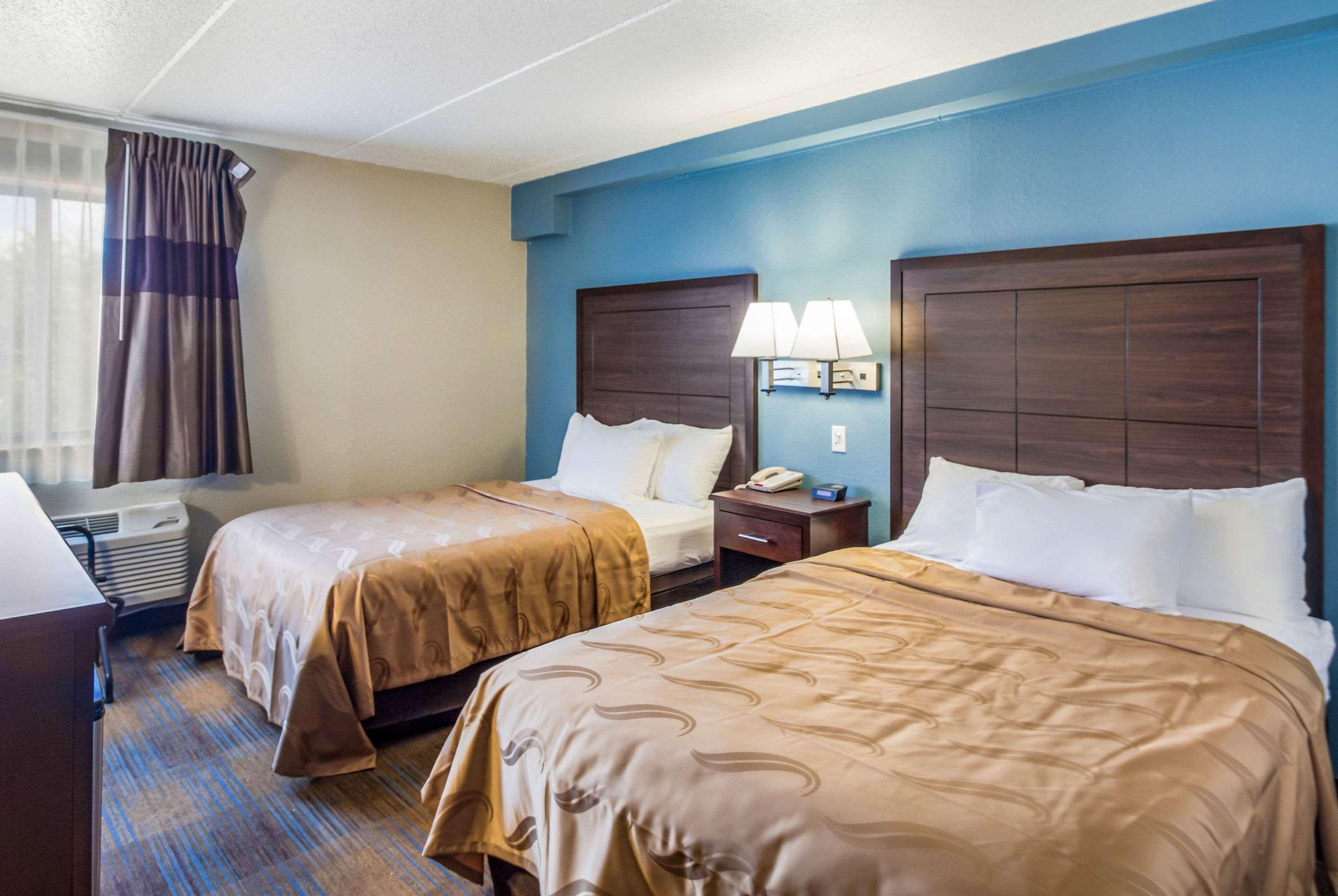 Americinn By Wyndham Madison Wi Bagian luar foto