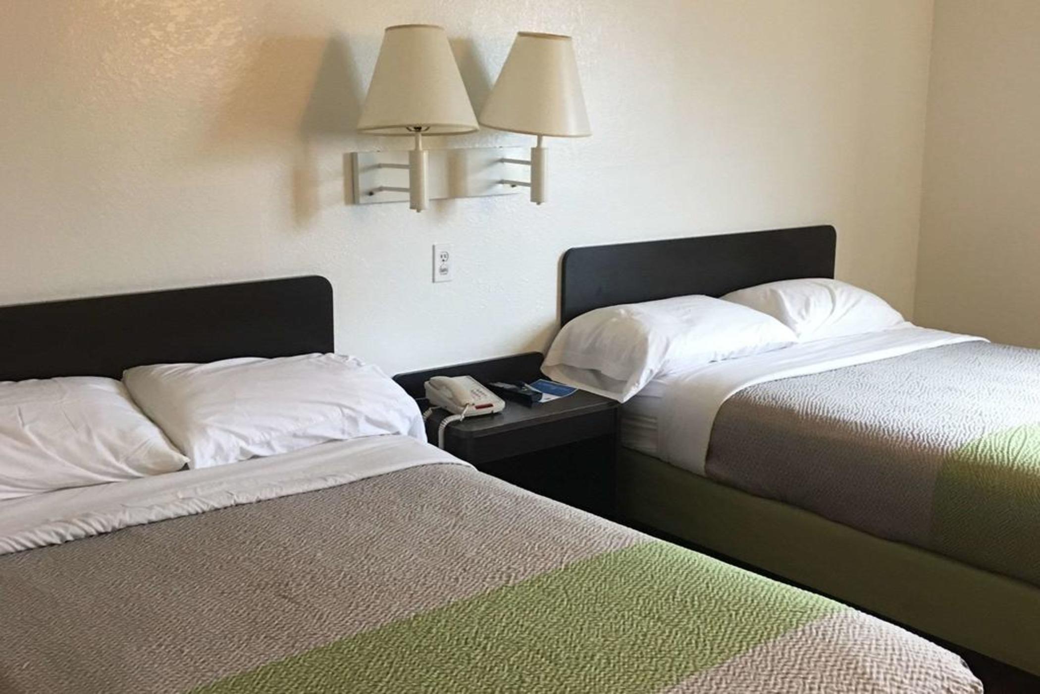 Americinn By Wyndham Madison Wi Bagian luar foto