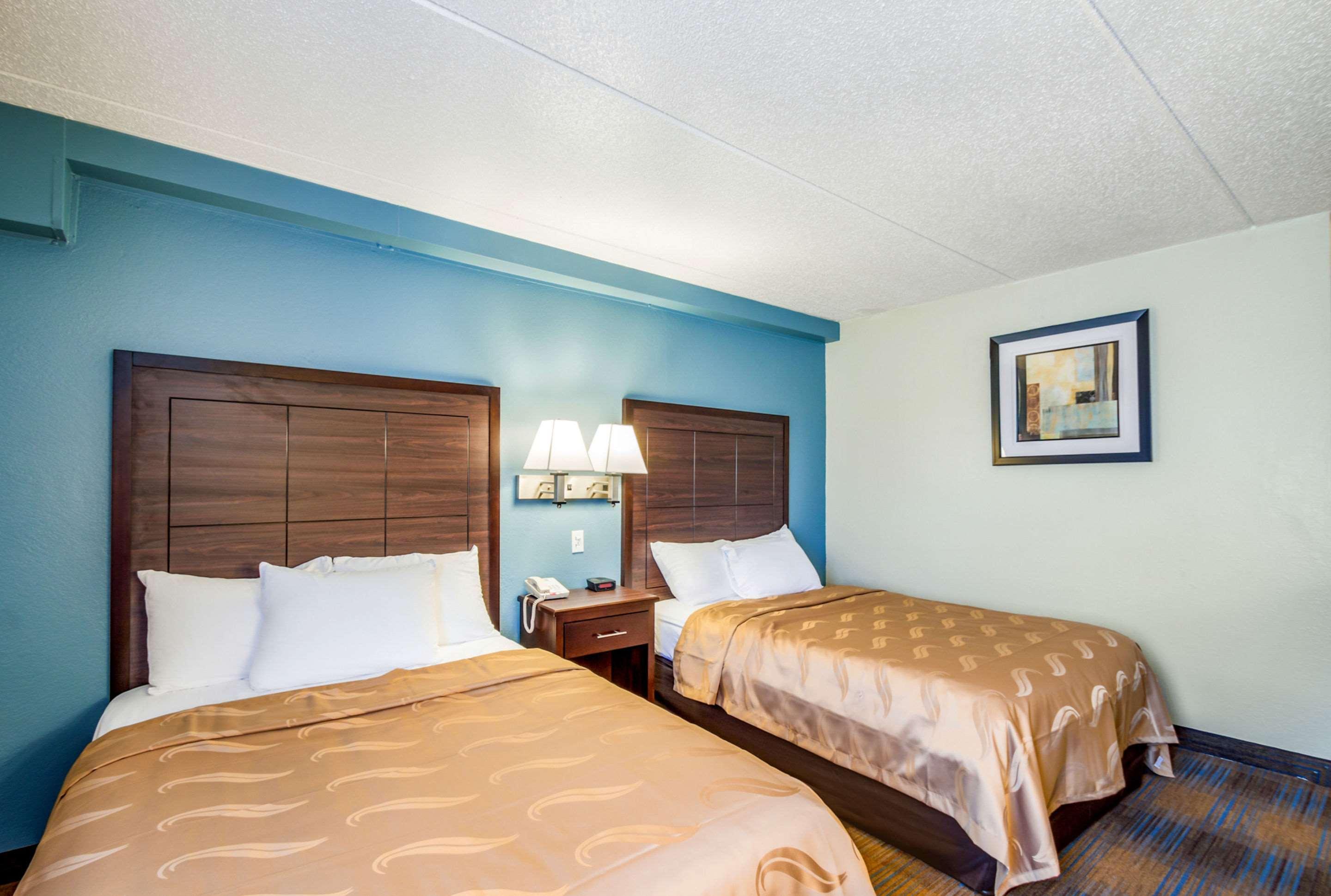 Americinn By Wyndham Madison Wi Bagian luar foto
