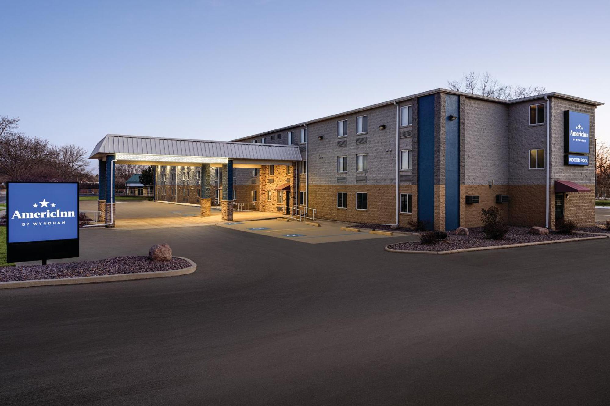 Americinn By Wyndham Madison Wi Bagian luar foto